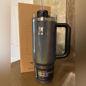 ✨NIB✨ Stanley Quencher H2.0 Tumbler